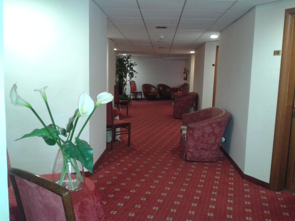 Hotel Piemonte Lanzo Torinese Rum bild